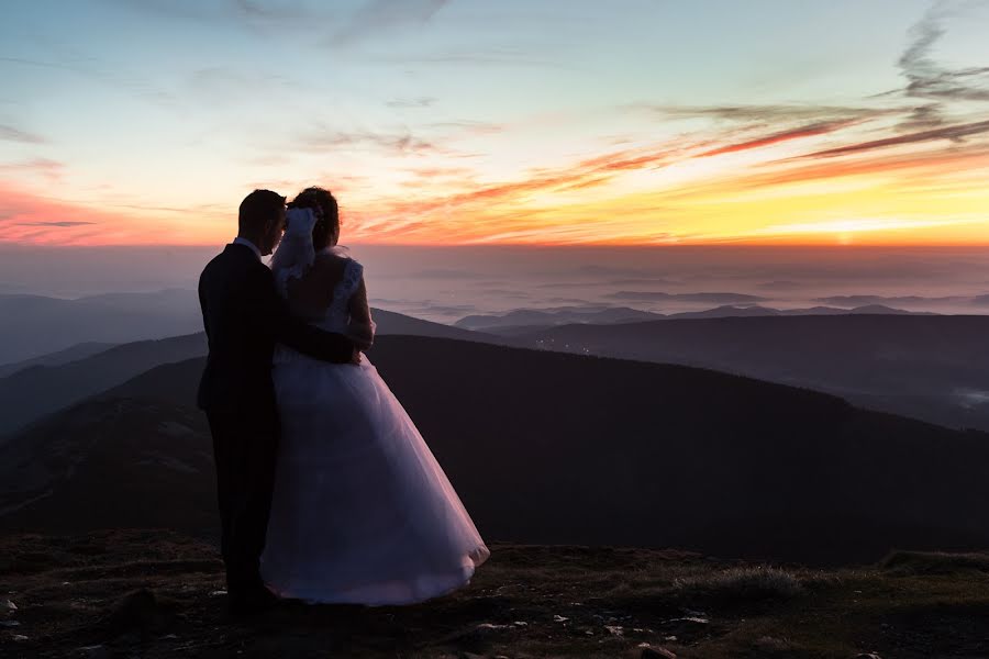 Fotógrafo de casamento Krzysztof Lisowski (lisowski). Foto de 25 de outubro 2018