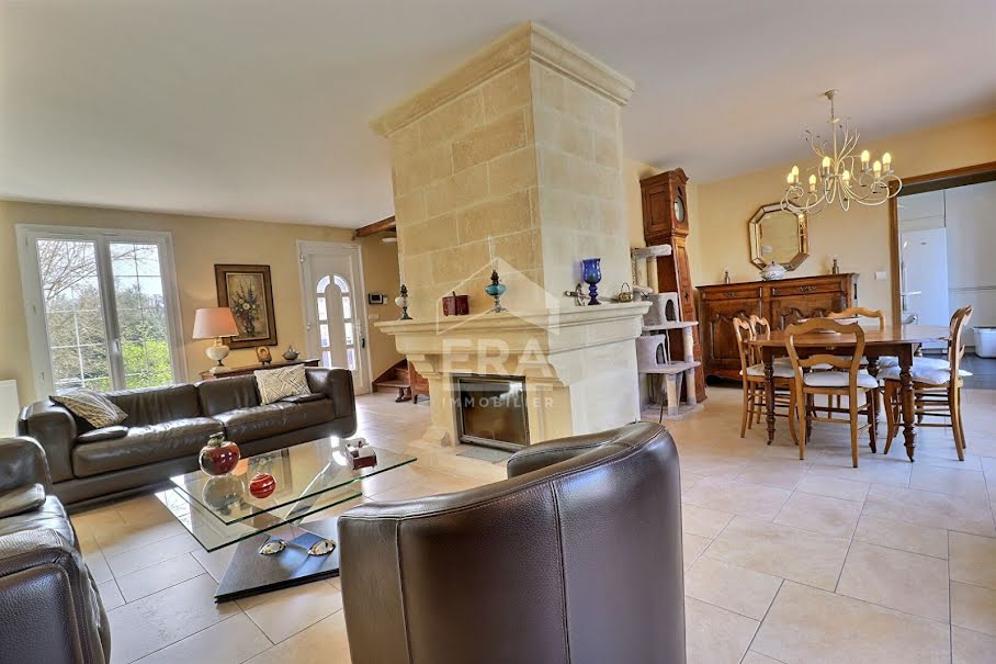 Vente maison 6 pièces 130 m² à Lardy (91510), 544 000 €