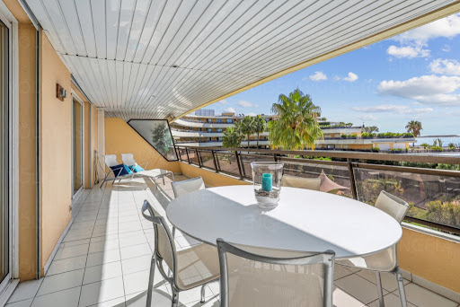 Apartment with terrace 3