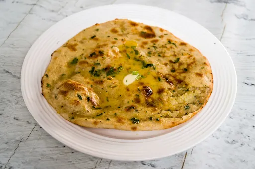 Aloo Pyaaz Paratha