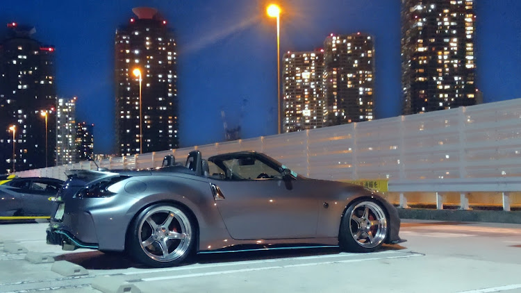 フェアレディZのドライブ・首都高ドライブ・辰巳第一PAに関するカスタム事例の投稿画像1枚目