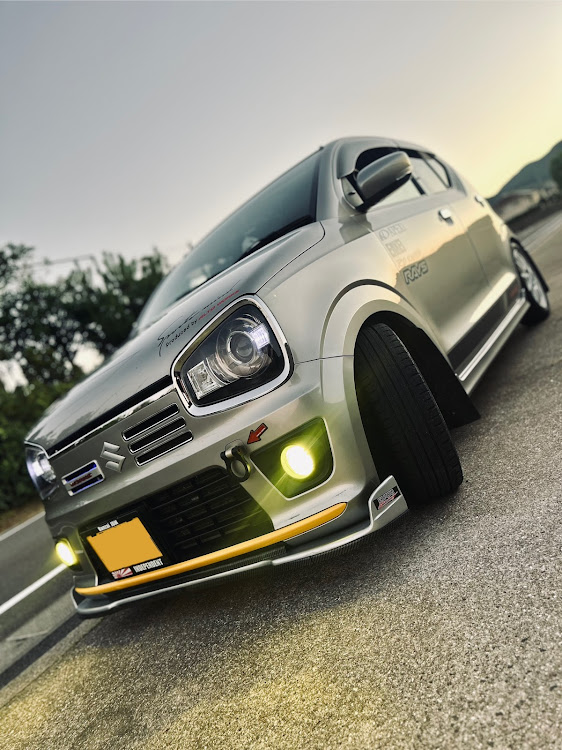 アルトワークスの夕焼けと愛車に関するカスタム事例の投稿画像1枚目