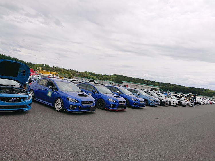 WRX S4の最高の思い出ありがとう・千葉フォルニア・袖ヶ浦フォレストレースウェイ・大黒PA・高速PA&SA巡りに関するカスタム事例の投稿画像13枚目