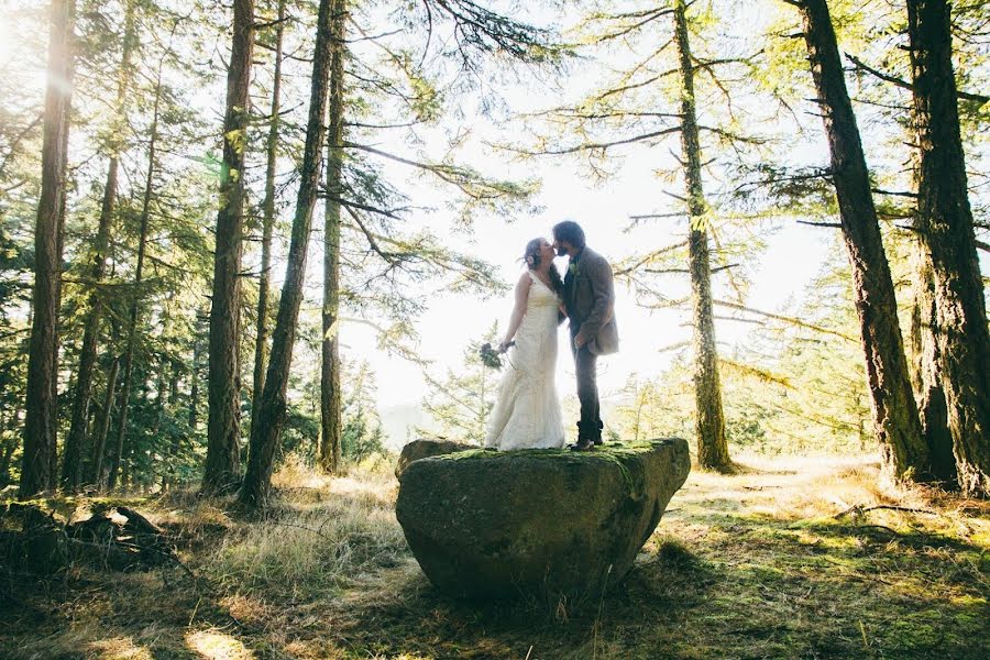 Fotografo di matrimoni Tari Gunstone (tarigunstone). Foto del 11 maggio 2023