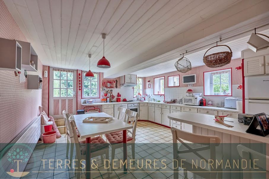 Vente maison 7 pièces 210 m² à Bissières (14370), 479 000 €