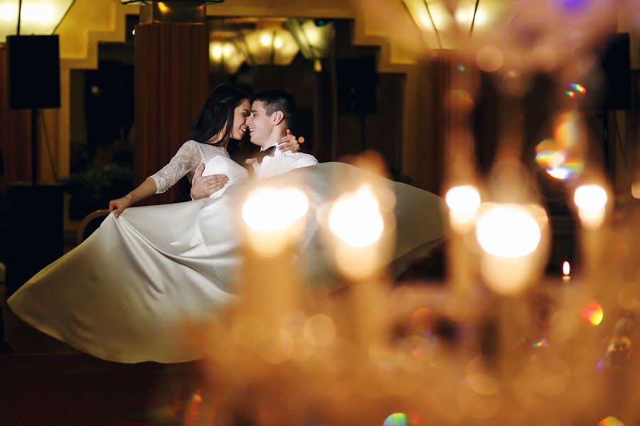 Esküvői fotós Aleksandr Zholobov (zholobov). Készítés ideje: 2016 március 9.