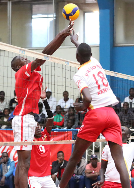 GSU's Emmanuel Kogo (L) battles for the ball with Rodgers Kipkirui of Kenya Prisons in a past duel.