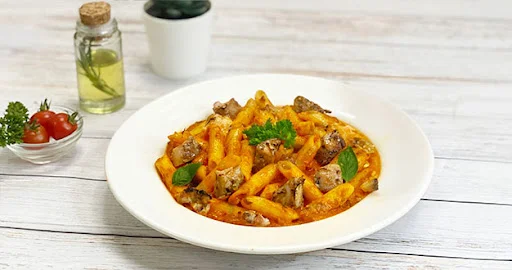 Herb Chicken Arrabiata Pasta