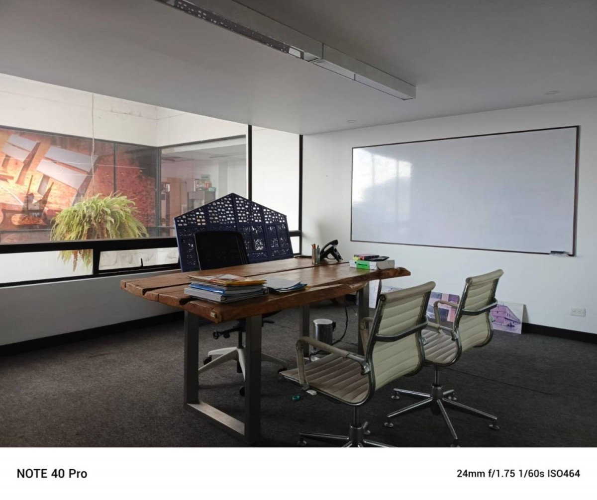 Oficina En Arriendo - Jorge Eliecer Gaitan, Bogota