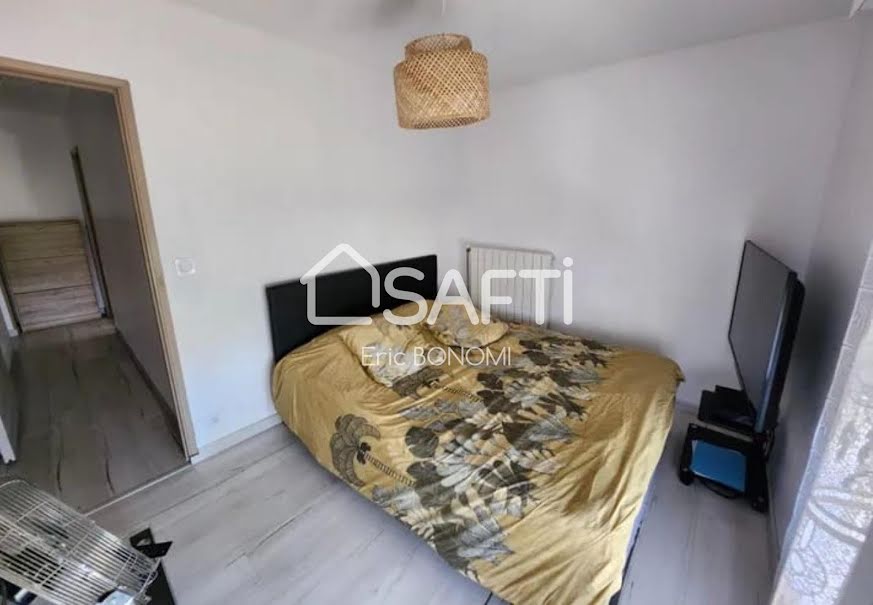 Vente appartement 3 pièces 67 m² à Frejus (83600), 159 900 €