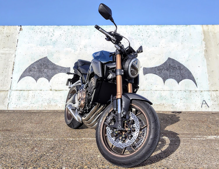 ｷﾀｰ 𓃟ﻌﻌﻌさんが投稿したCB650R・ホンダ・1000人画廊・茨城・リターンライダーに関するカスタム事例の投稿画像2枚目