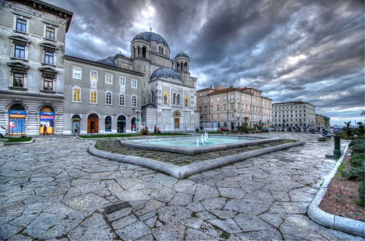 Piazza S.Antonio. Trieste di fulger59