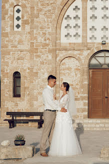 Fotografo di matrimoni Tina Yalova (tinayalovaphoto). Foto del 19 ottobre 2022