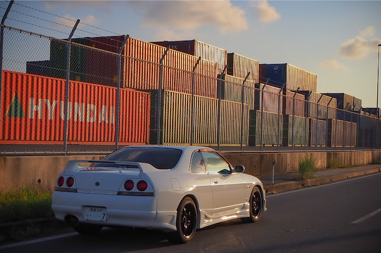 スカイラインのSKYLINE・ECR33・洗車・車好き女子・セクシーヒップ選手権に関するカスタム事例の投稿画像2枚目