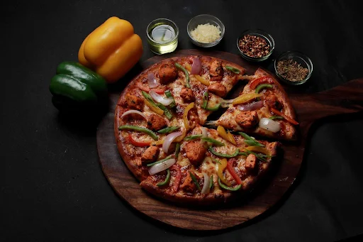 Fusion Fiesta Chicken Pizza