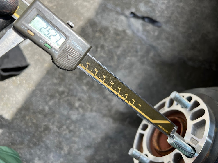 NボックスカスタムのTE37KCR・ツライチ・DIY・ホイール・ホイール交換に関するカスタム事例の投稿画像6枚目