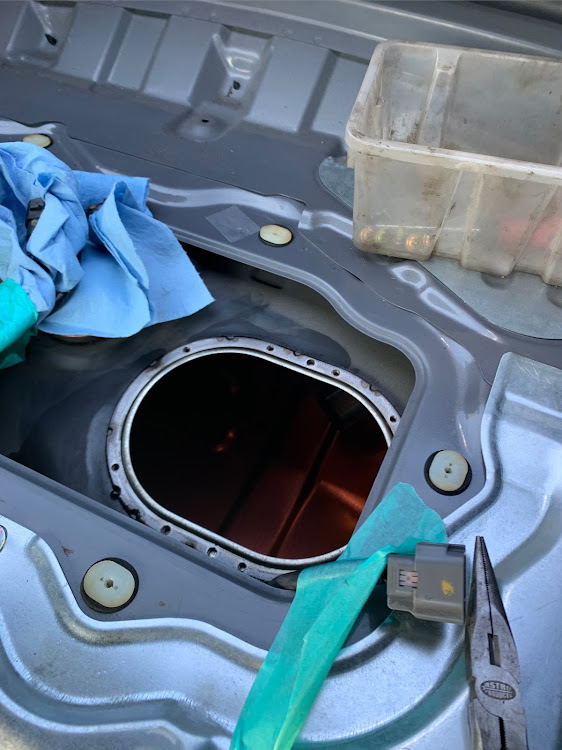 ロードスターのロードスターNB・ナンカンNS2R・燃料ポンプ交換・茂原サーキット・ディレッツァDZ102に関するカスタム事例の投稿画像1枚目