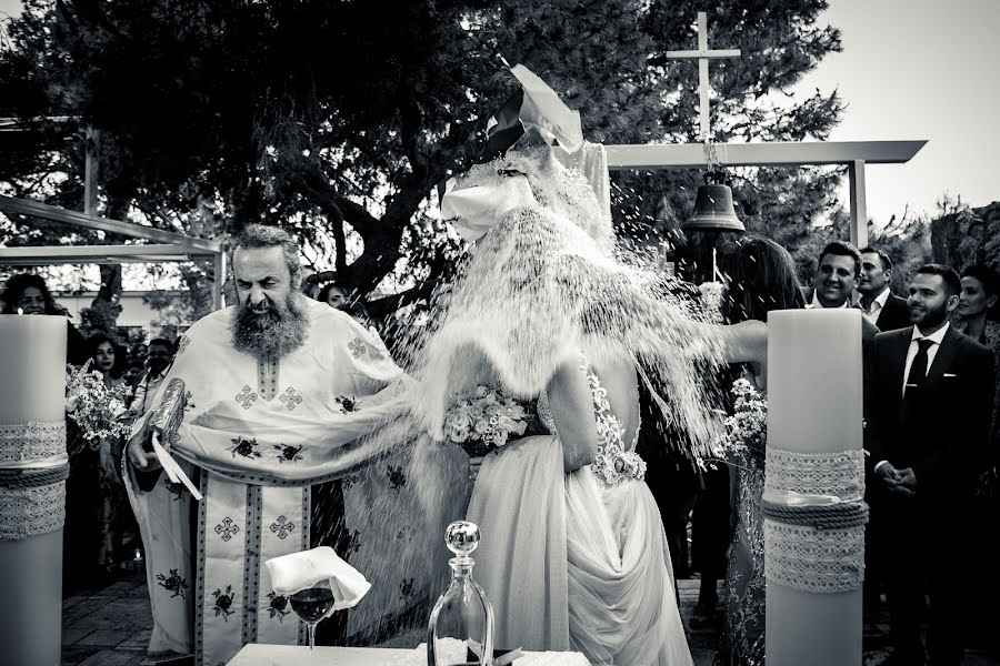 Fotografo di matrimoni Maria Bousioti (mariabousioti). Foto del 21 agosto 2019