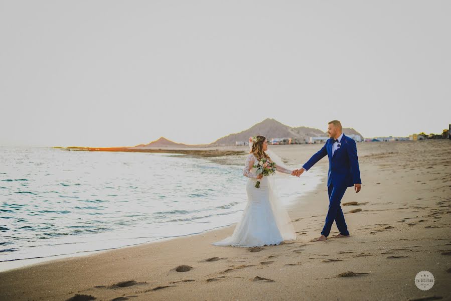 Fotografo di matrimoni Alvaro Bustamante (alvarobustamante). Foto del 11 ottobre 2017