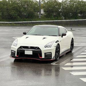 NISSAN GT-R R35