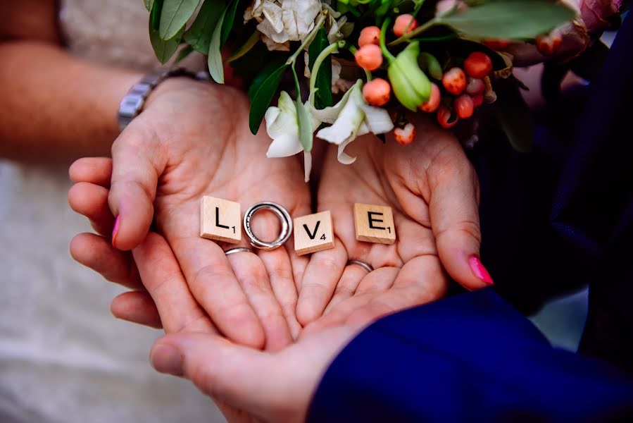 Fotografo di matrimoni Kseniya Sannikova (fotografa). Foto del 3 agosto 2017