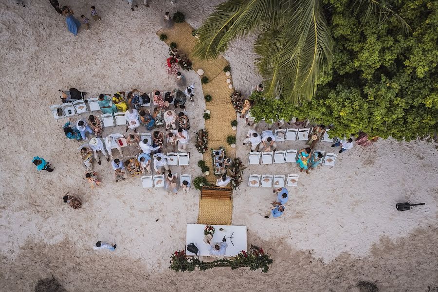 Fotografo di matrimoni Eddy Martínez (eddymartinezfoto). Foto del 12 gennaio 2022