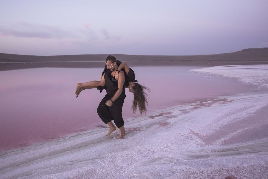 Fotografo di matrimoni Alina Popova (alinalito). Foto del 28 agosto 2018