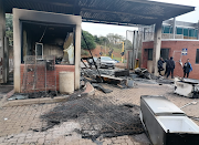 A vehicle and a guardhouse were set alight in the early hours of the morning at Mangosuthi University of Technology in Umlazi.