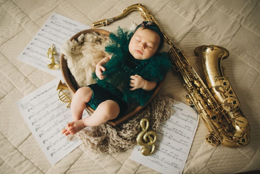 Wedding photographer Darya Larionova (darinal). Photo of 24 November 2023