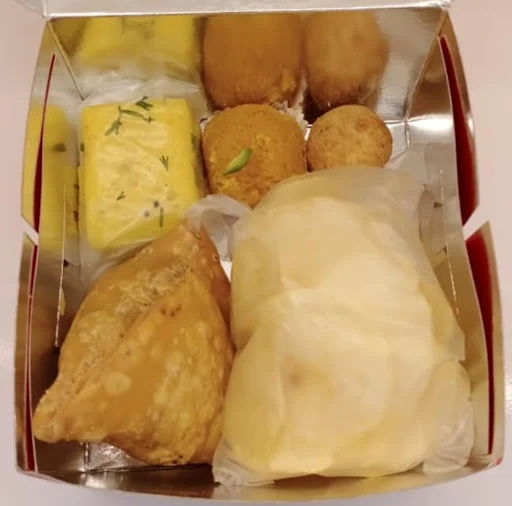 Snacks Box (Small)