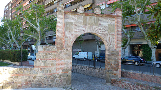 Arco Medieval