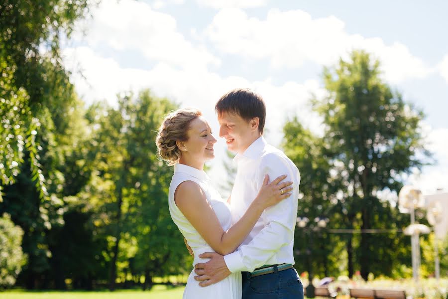 Fotógrafo de casamento Aleksey Tokarev (urkuz). Foto de 24 de agosto 2015