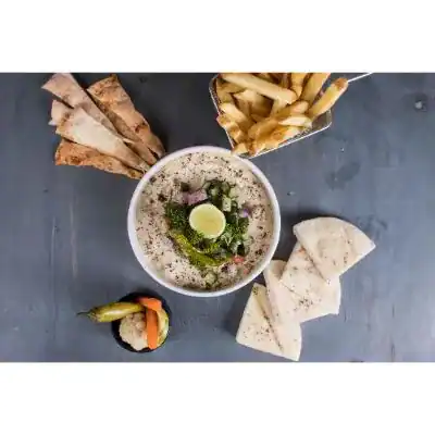 Foxtrots Loaded Hummus (beirut-style)