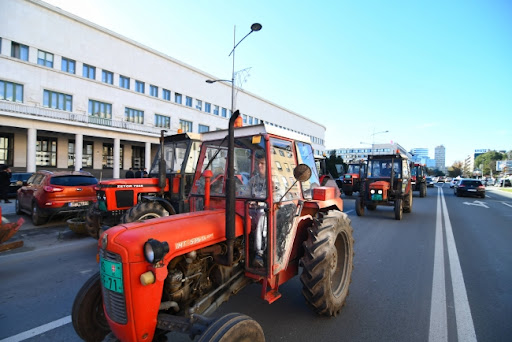 Poljoprivrednici nastavili protest, peti dan zaredom