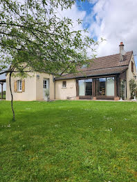 maison à La Celle-sur-Nièvre (58)