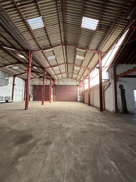 Vente locaux professionnels  233 m² à Roanne (42300), 134 000 €