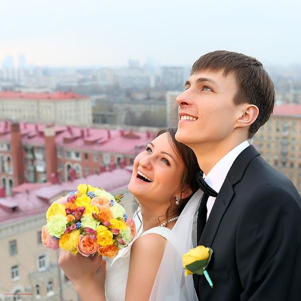 結婚式の写真家Aleksandr Ivakin (alivafoto)。2013 5月29日の写真