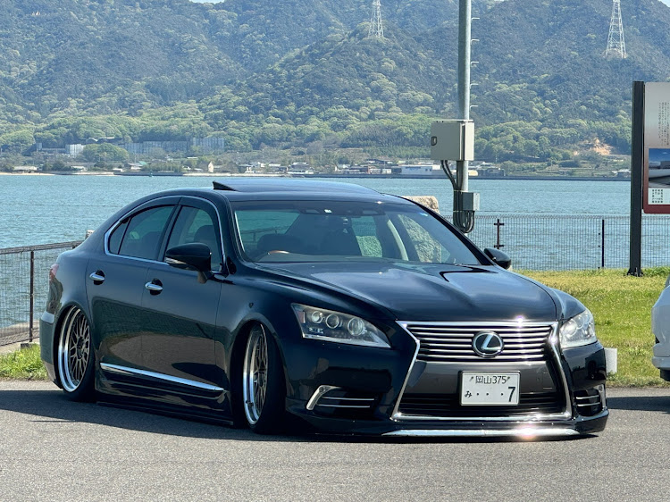 LSのBBSのチェアーも貰えるかな〜・いい天気撮影・BBS LM30周年記念・BBS ダイヤモンド　ゴールドに関するカスタム事例の投稿画像2枚目