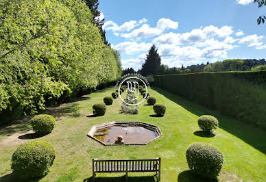 Maison avec piscine et terrasse 12