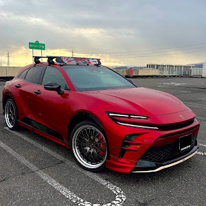 クラウンスポーツ AZSH37W