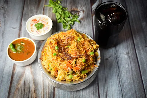 Veg Dum Biryani With Coke [250 Ml]