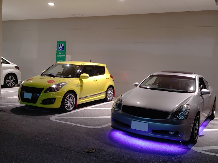 スイフトスポーツのコラボありがとうございました😊に関するカスタム事例の投稿画像1枚目