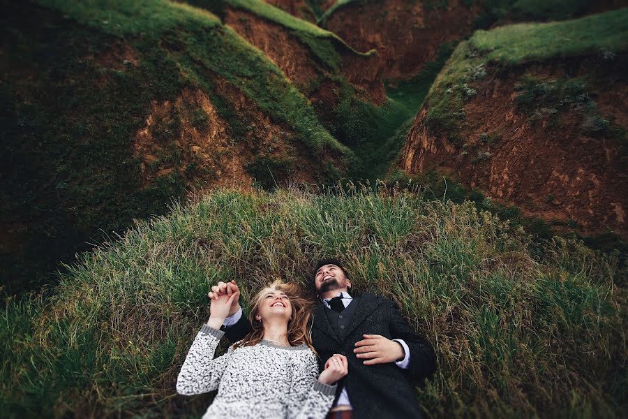 Fotógrafo de casamento Taras Terleckiy (jyjuk). Foto de 30 de abril 2016