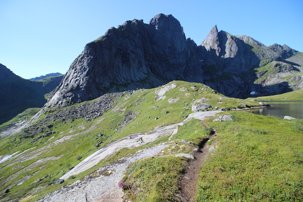 Каникулы троллей на островах Senja, Vesteralen и Lofoten в августе 2018