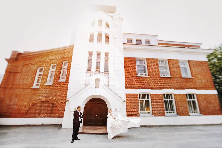 Fotógrafo de casamento Anastasiya Gordeeva (gordeevigordeeva). Foto de 2 de agosto 2016