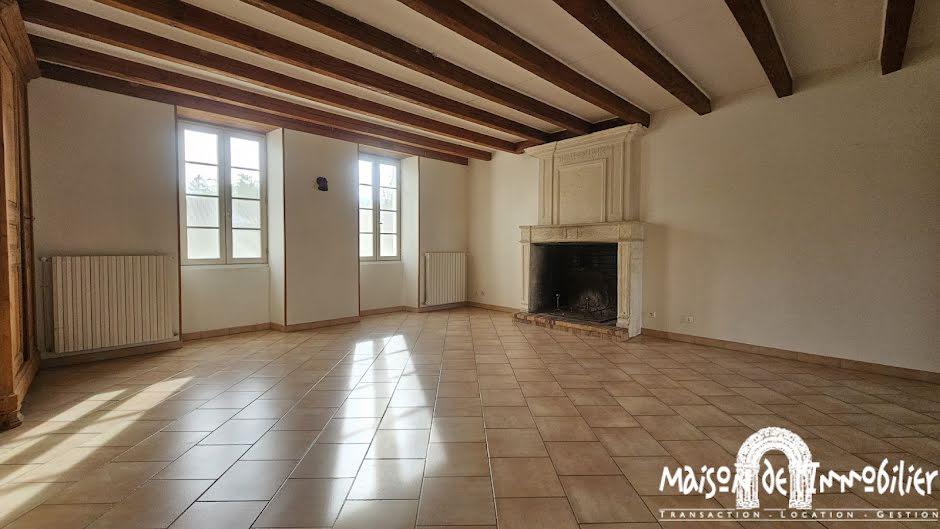 Vente maison 7 pièces 264 m² à Ars (16130), 339 200 €