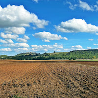 Terra e nuvole di 