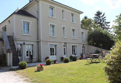 House with pool and terrace 2