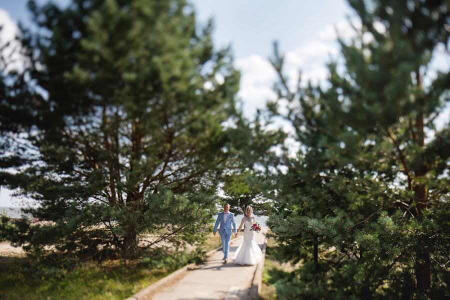 Fotógrafo de casamento Anton Balashov (balashov). Foto de 8 de agosto 2016