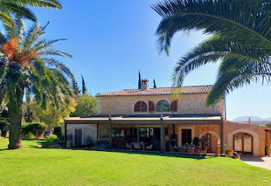 House with pool and terrace 14